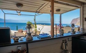 Sea Breeze Beach Penthouse - Praia Formosa